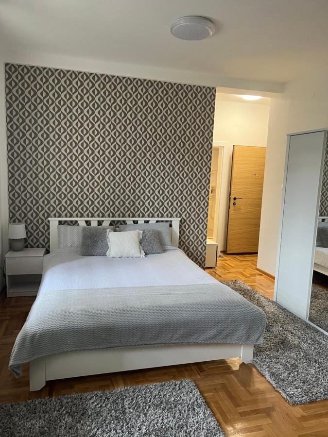 Apartamento Centar NS2 Novi Sad Exterior foto